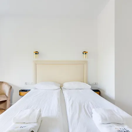 Hello By Oneapartments Апартаменты *